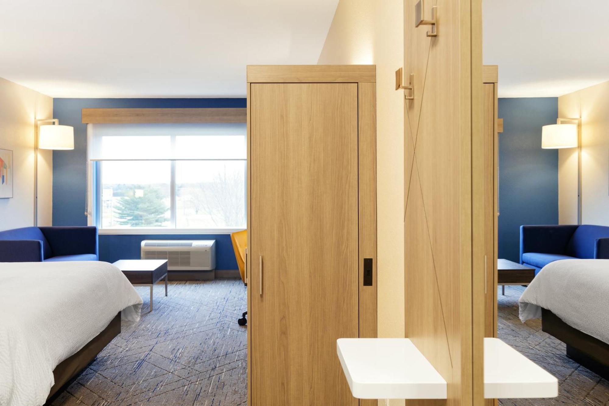 Holiday Inn Express Hotel & Suites Manchester - Airport By Ihg Esterno foto